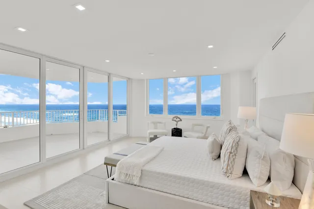 $2,600,000 | 550 South Ocean Boulevard, Unit 1001, Boca Raton, FL 33432