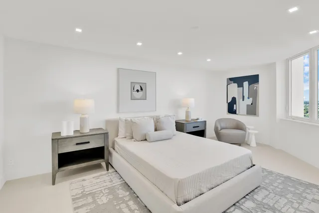 $2,600,000 | 550 South Ocean Boulevard, Unit 1001, Boca Raton, FL 33432