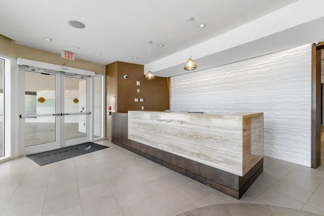 $2,600,000 | 550 South Ocean Boulevard, Unit 1001, Boca Raton, FL 33432