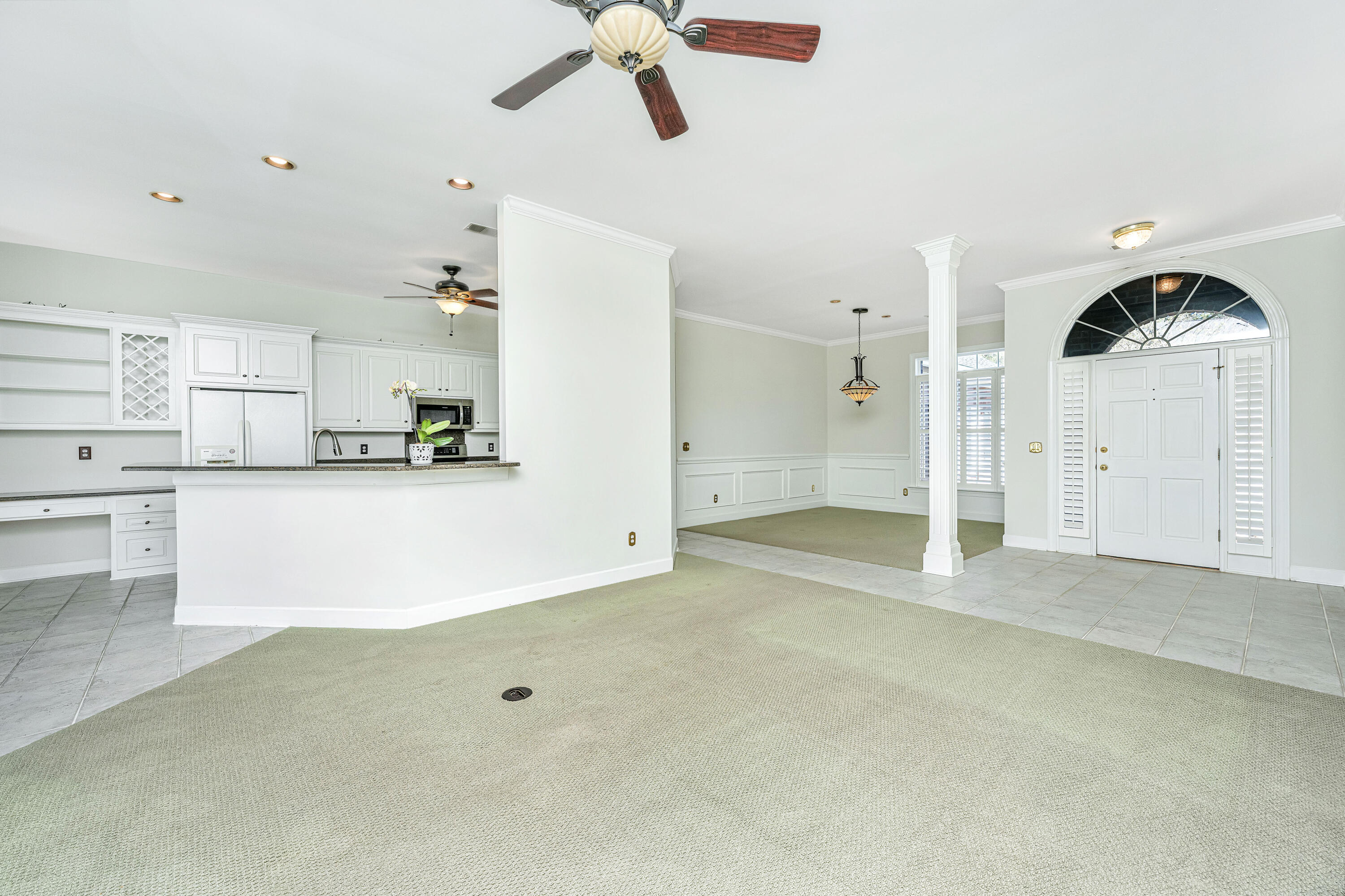 104 Sutton Lane Goose Creek, SC 29445 - Photo 12 of 40 Kitchen From Great room