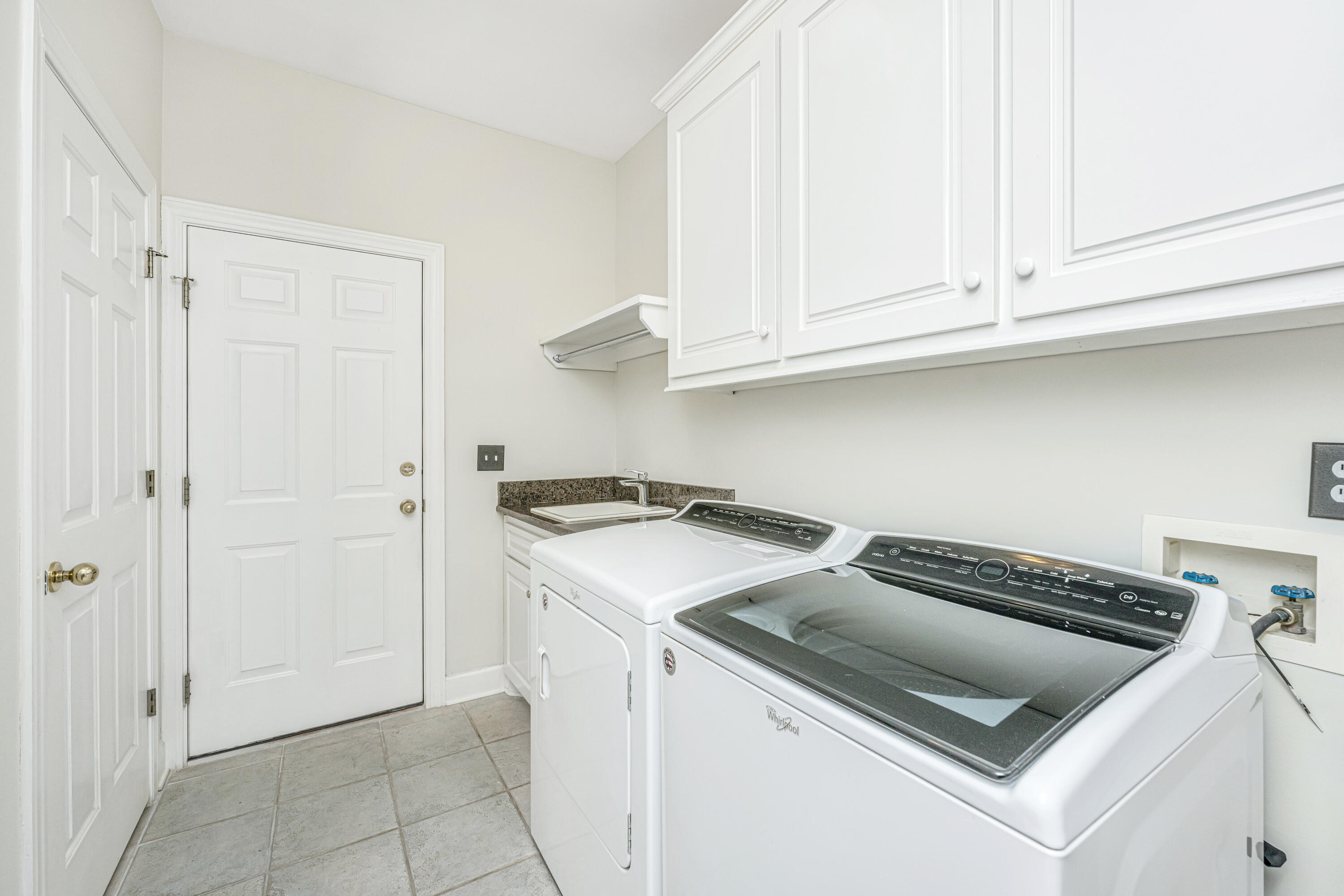 104 Sutton Lane Goose Creek, SC 29445 - Photo 32 of 40 Laundry Room
