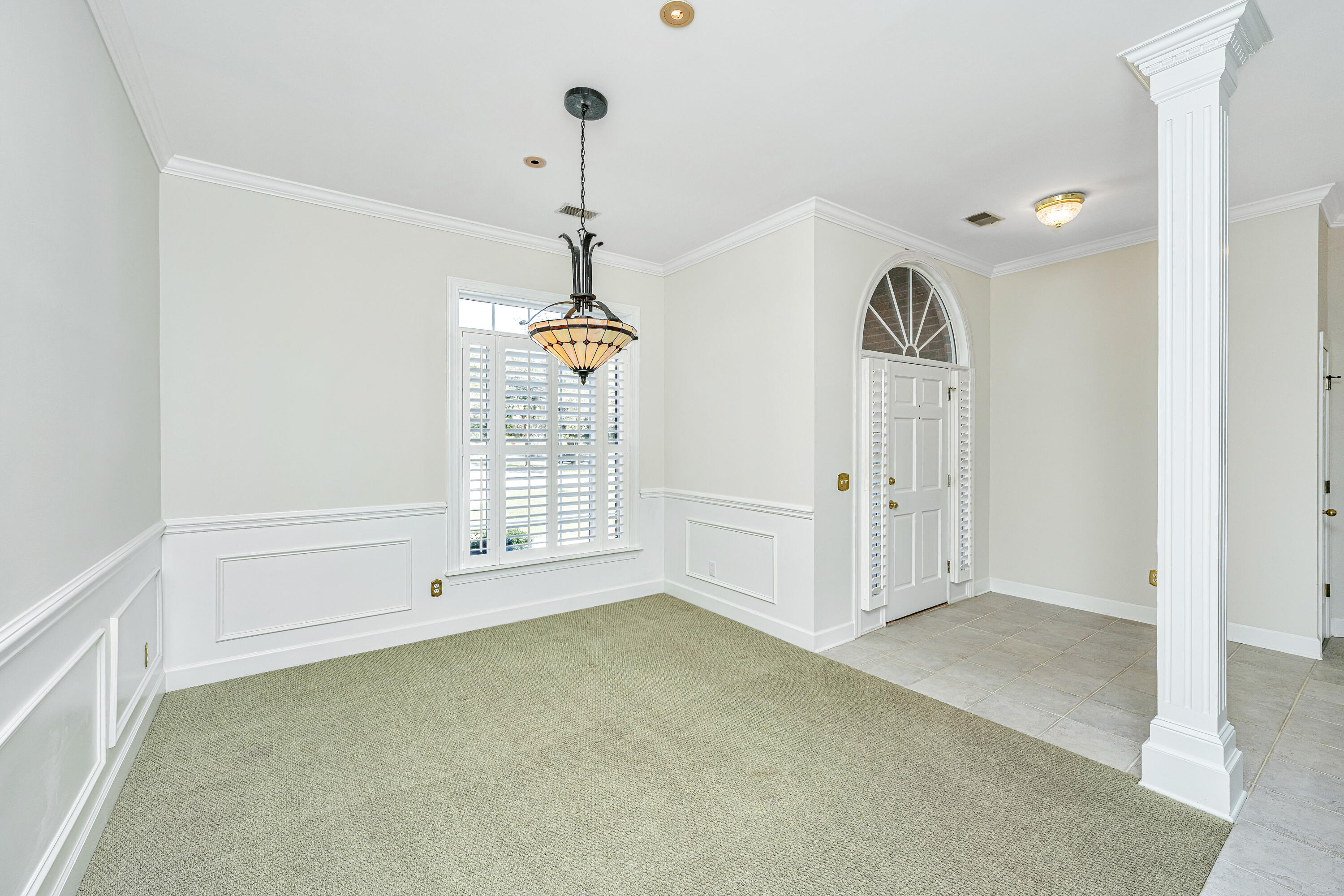 104 Sutton Lane Goose Creek, SC 29445 - Photo 8 of 40 Dining and entry