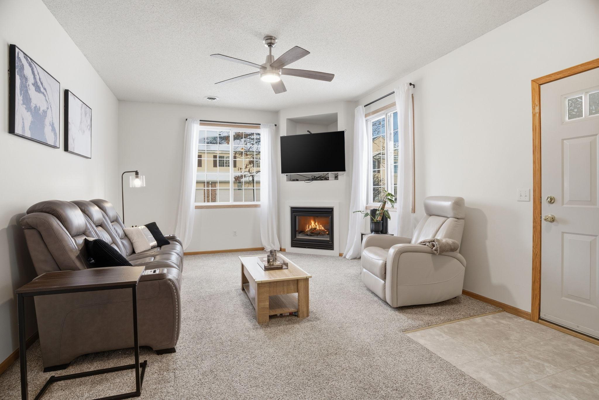 17901 96th Avenue North Maple Grove, MN 55311 - Photo 4 of 19