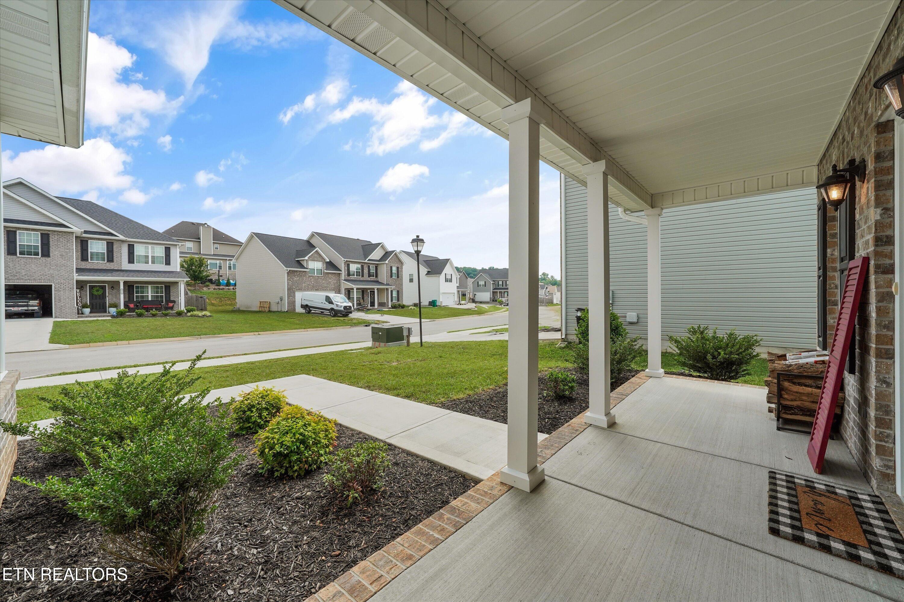 8217 Zenith Lane Powell, TN 37849 - Photo 7 of 44 07-8217 Zenith Ln 04