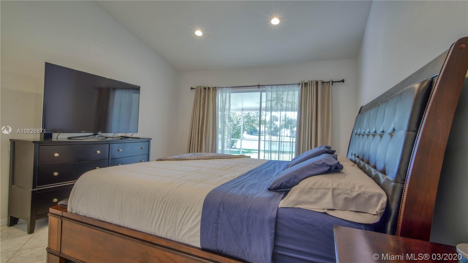 21301 Millbrook Court Boca Raton, FL 33498 - Photo 11 of 22 Gallery Image 11