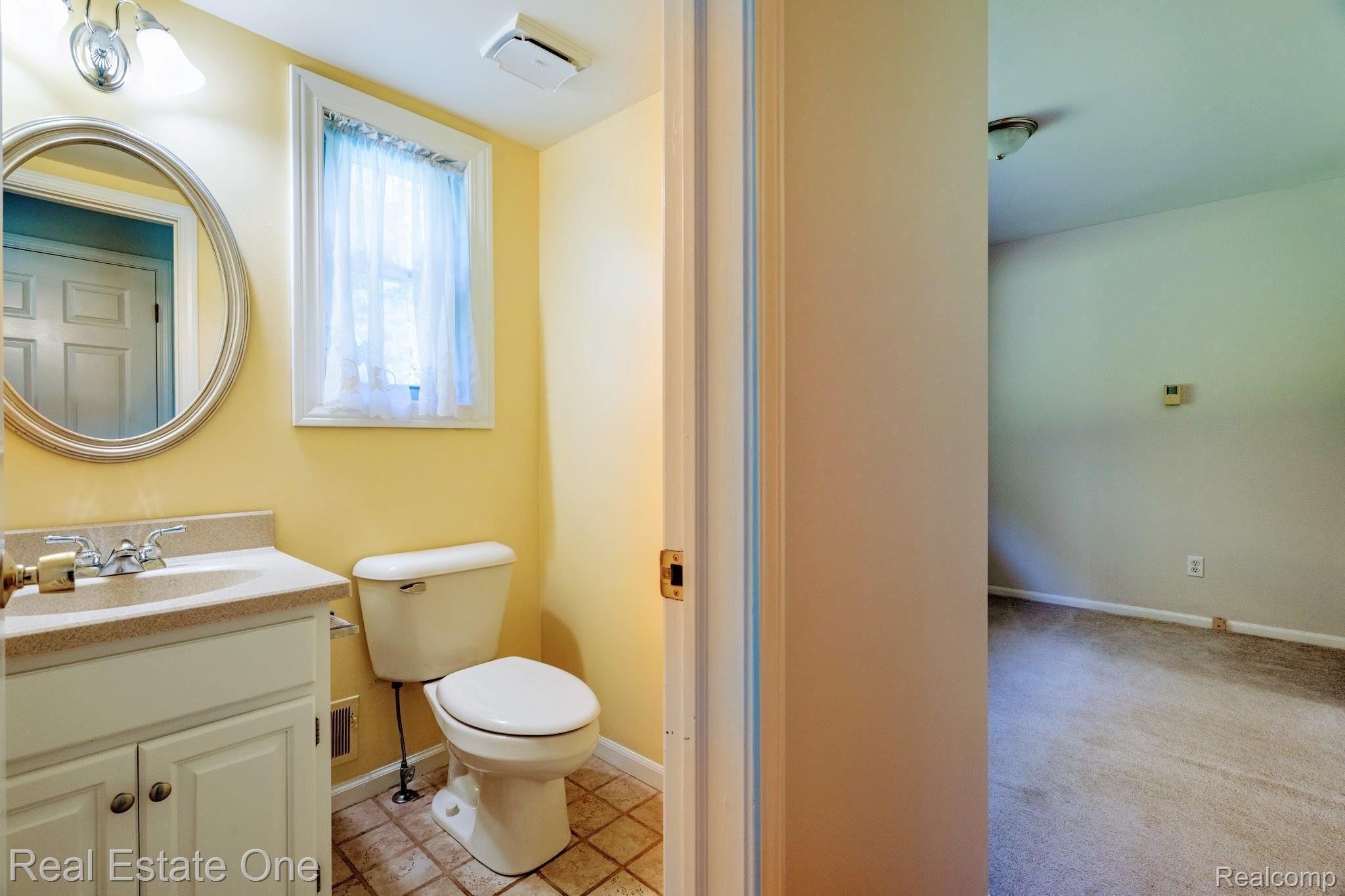 9701 Klais Road Clarkston, MI 48348 - Photo 13 of 34 9701-Klais-Rd-10.jpg