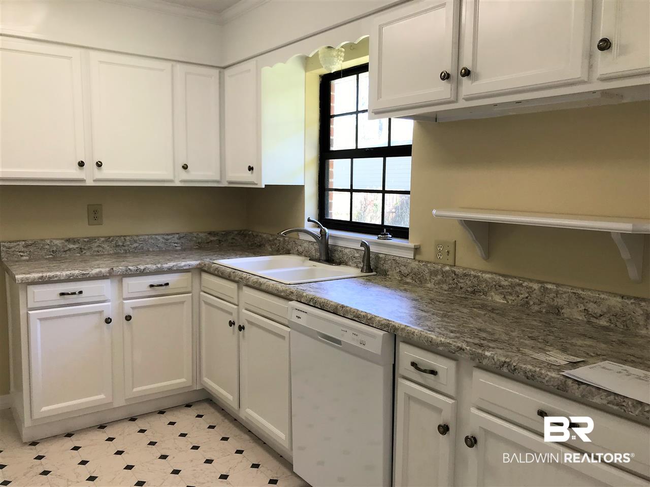 2134 North Walnut Street Loxley, AL 36551 - Photo 7 of 18 Counter tops