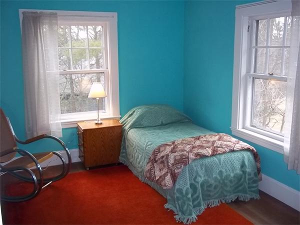 32 Grantland Road Wellesley, MA 02481 - Photo 18 of 19 Gallery Image 18