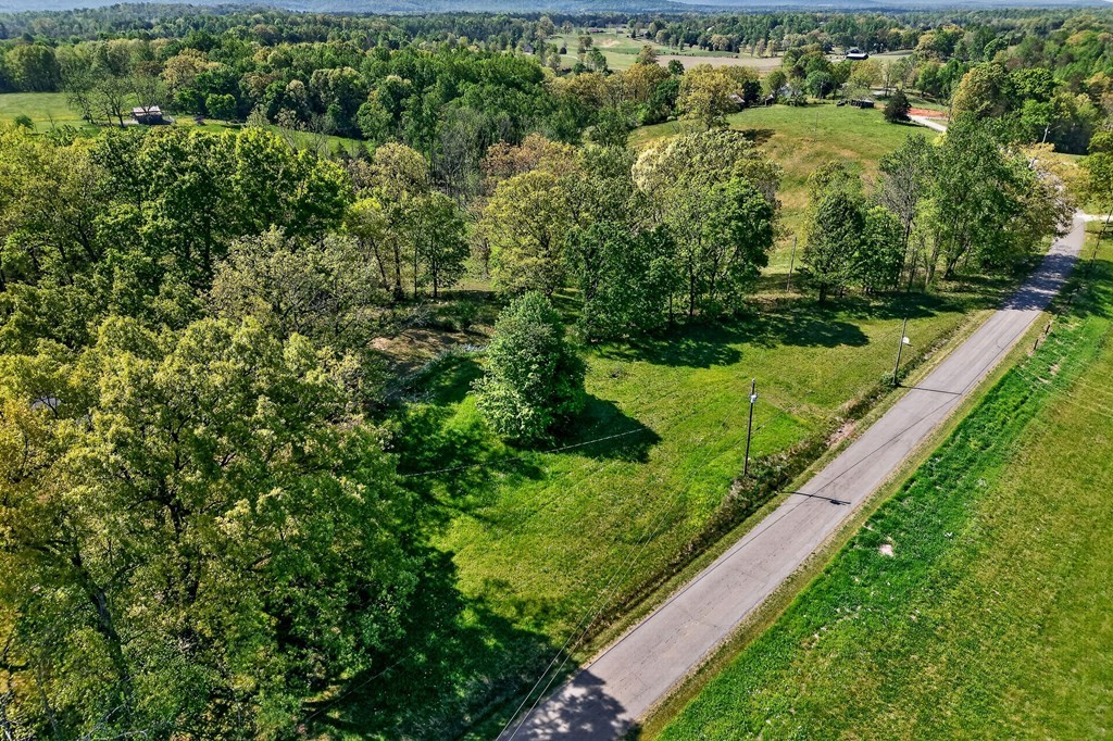 515 Jericho Road Quebeck, TN 38579 - Photo 37 of 60
