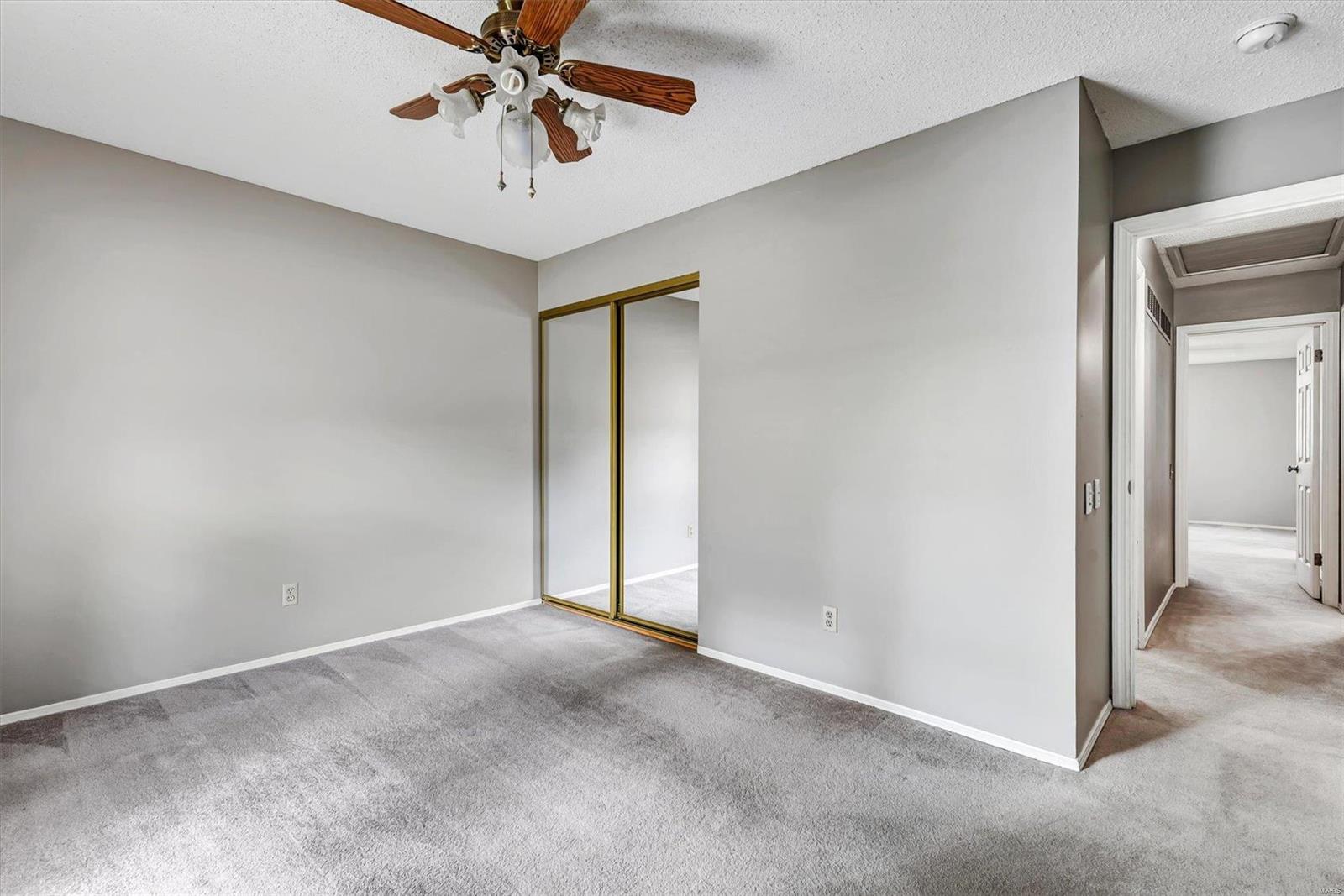 5331 Casa Royale Drive St. Louis, MO 63129 - Photo 23 of 42