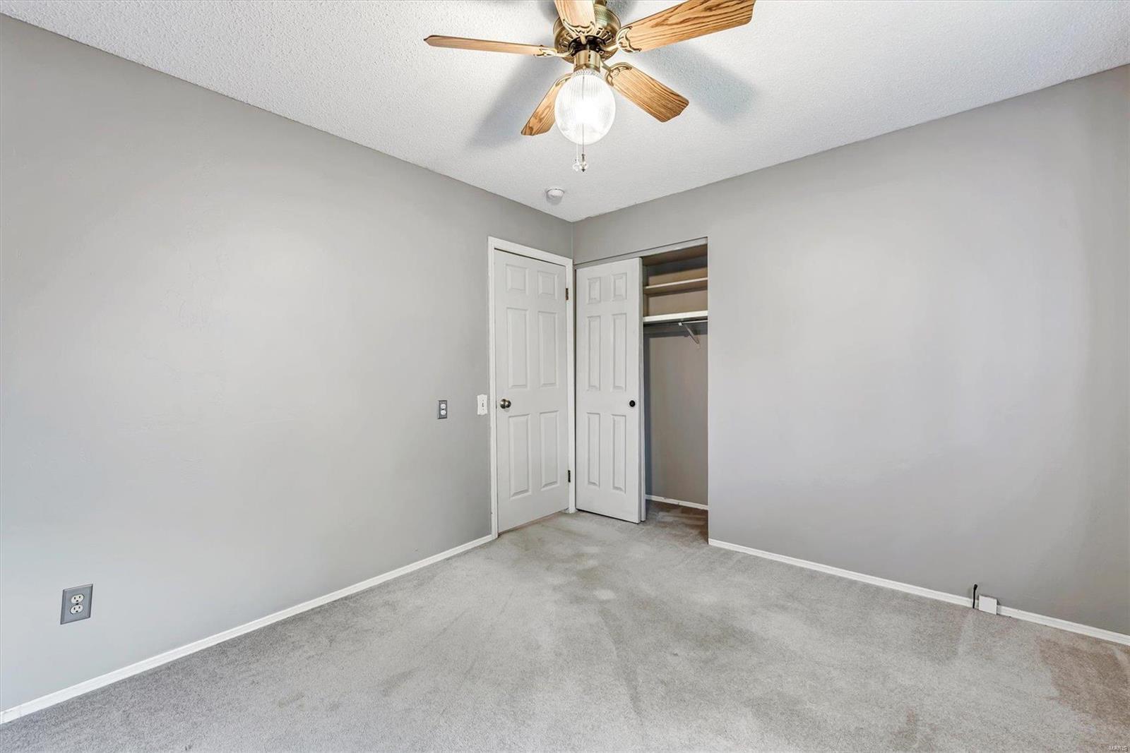 5331 Casa Royale Drive St. Louis, MO 63129 - Photo 25 of 42