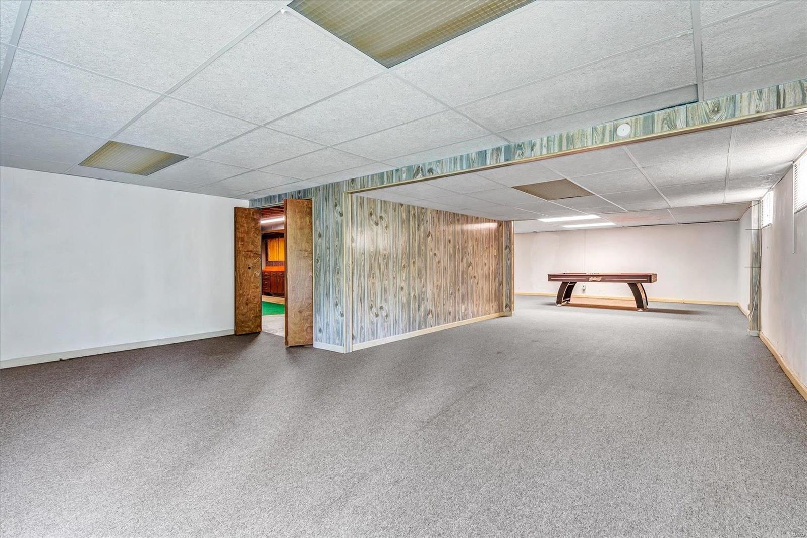 5331 Casa Royale Drive St. Louis, MO 63129 - Photo 27 of 42