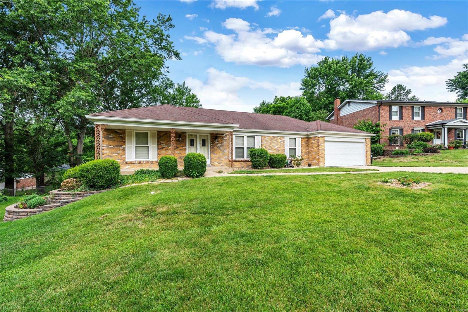 5331 Casa Royale Drive St. Louis, MO 63129 - Photo 31 of 42