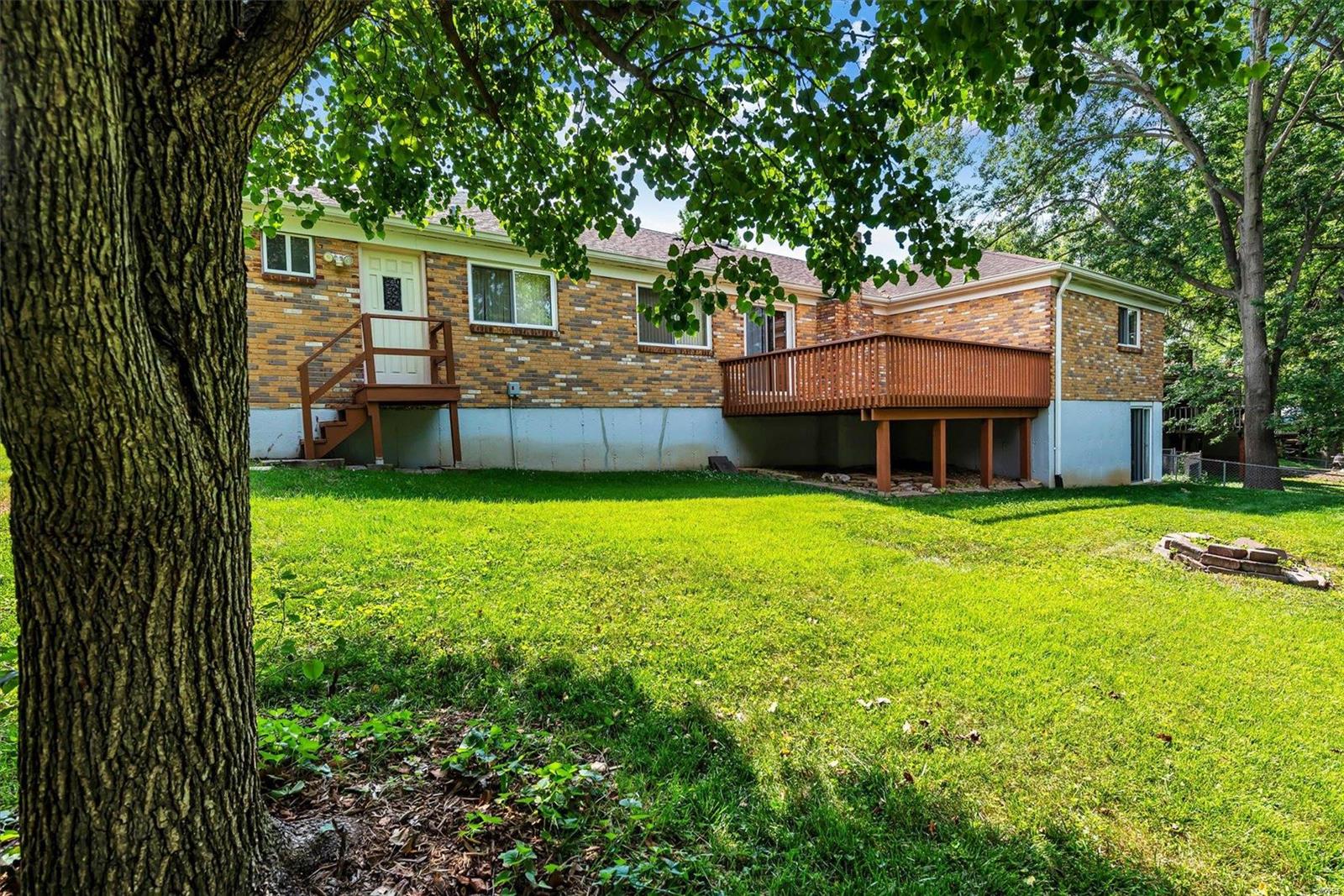5331 Casa Royale Drive St. Louis, MO 63129 - Photo 34 of 42