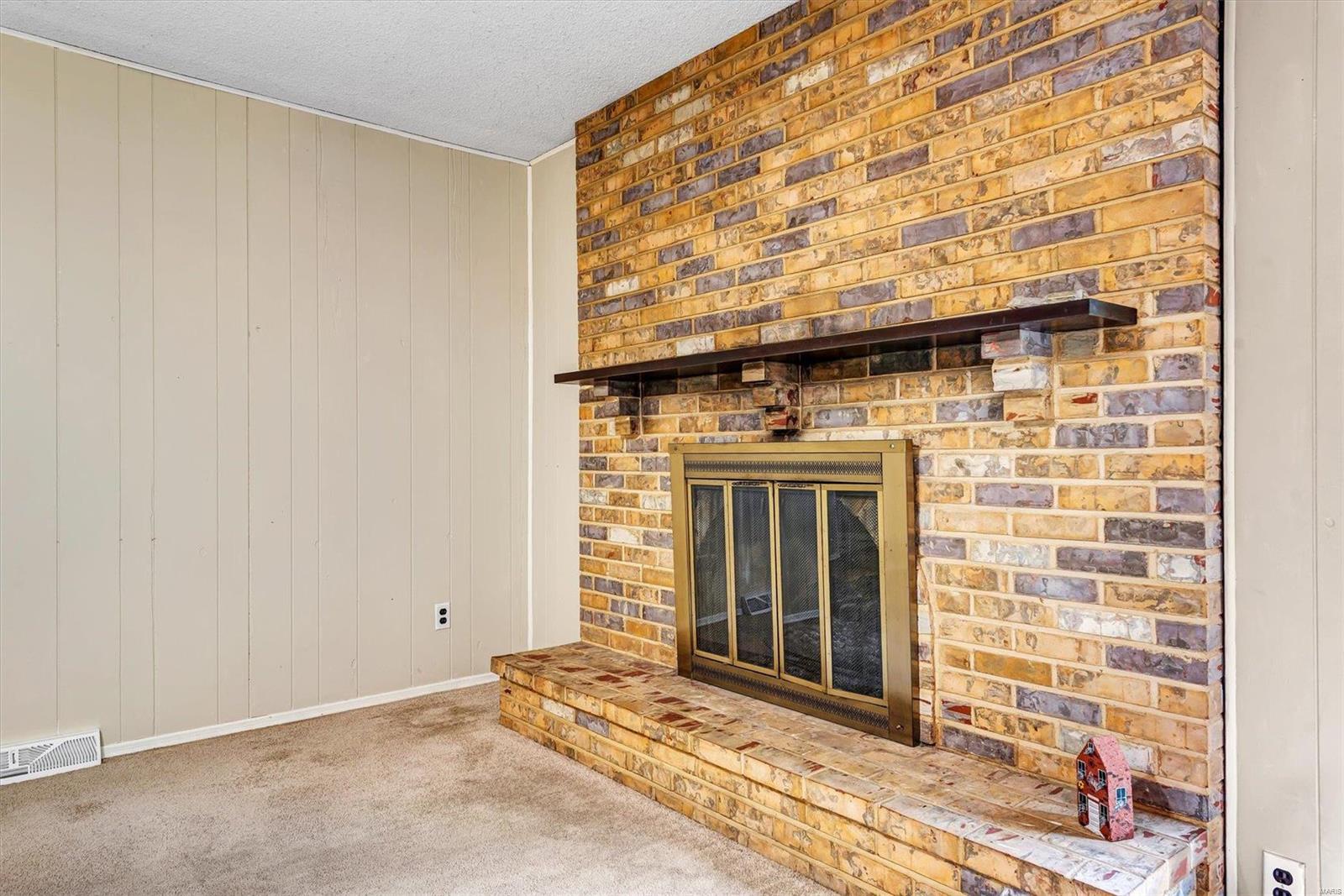 5331 Casa Royale Drive St. Louis, MO 63129 - Photo 9 of 42
