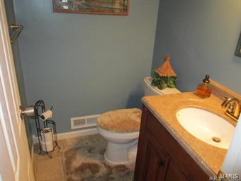 732 Fort Henry Road Belleville, IL 62221 - Photo 11 of 36 Gallery Image 11