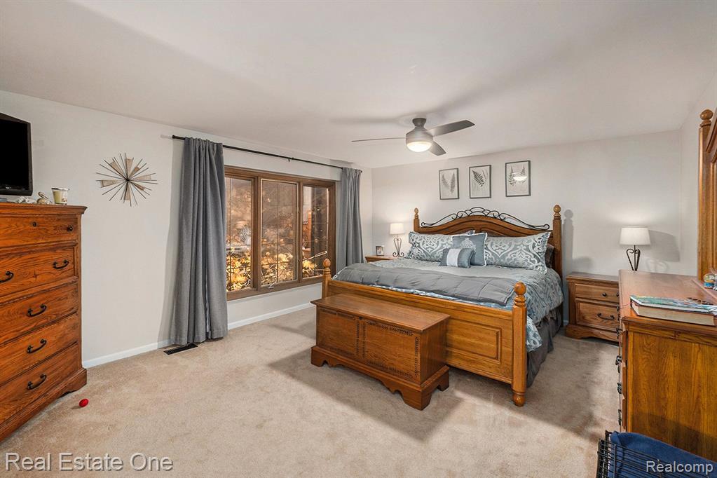 3632 Summit Ridge Drive Rochester Hills, MI 48306 - Photo 15 of 33