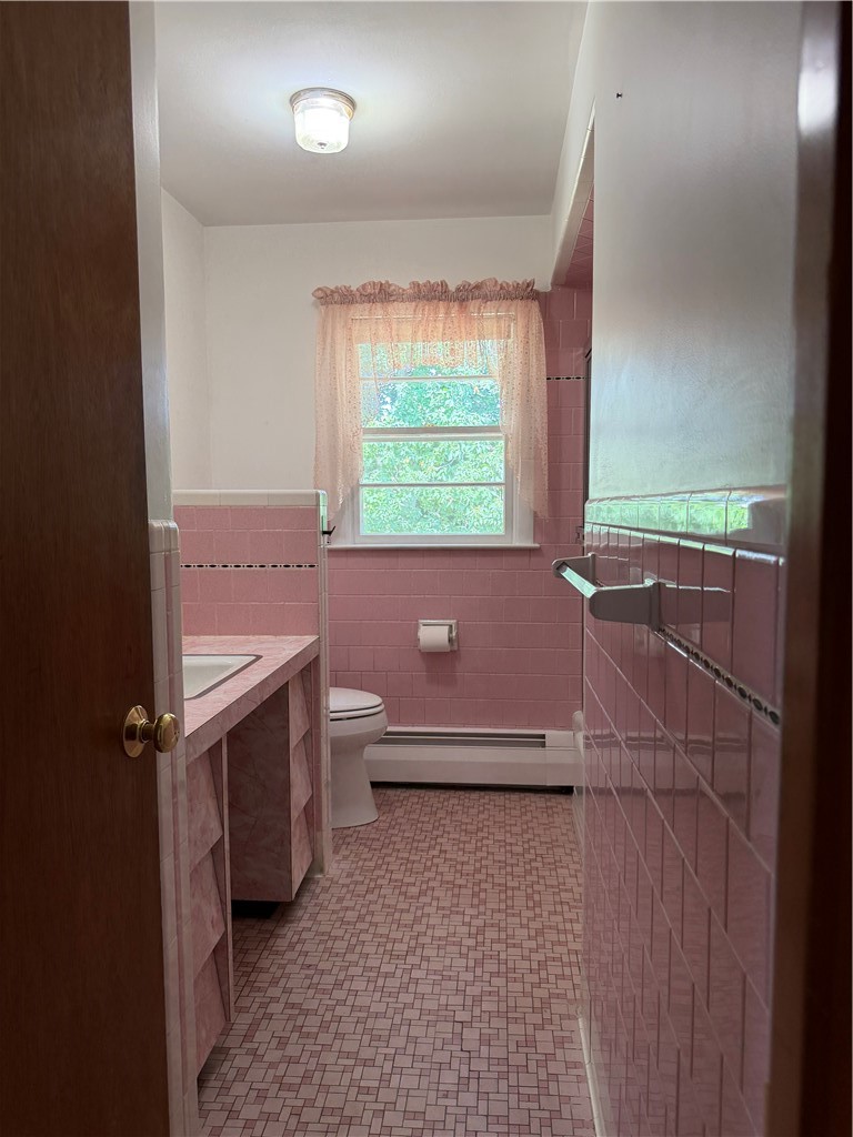 101 Iroquois Road Cumberland, RI 02864 - Photo 17 of 33