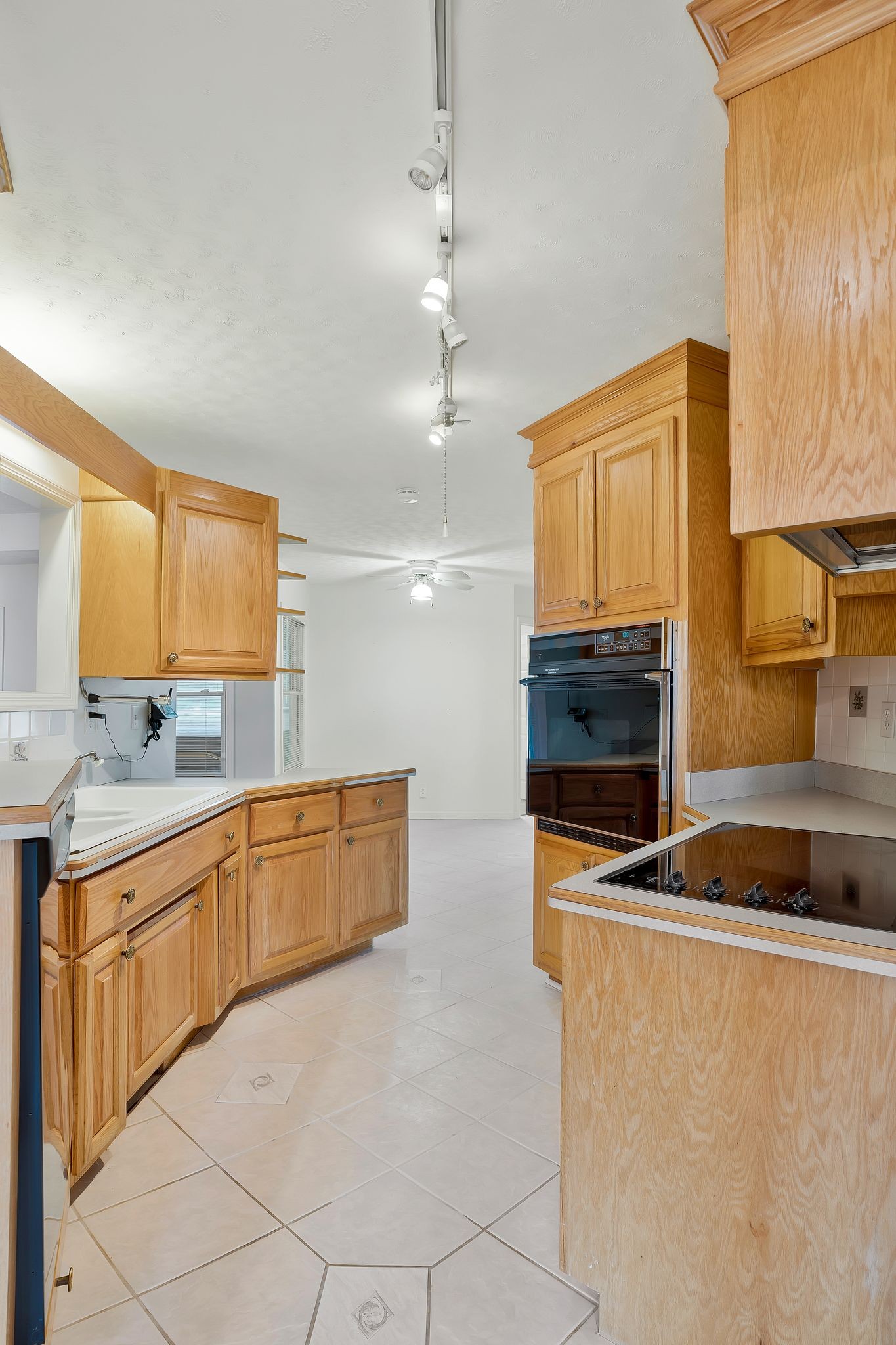 7263 Bidwell Road Joelton, TN 37080 - Photo 16 of 42 Kitchen leading to Dining Room