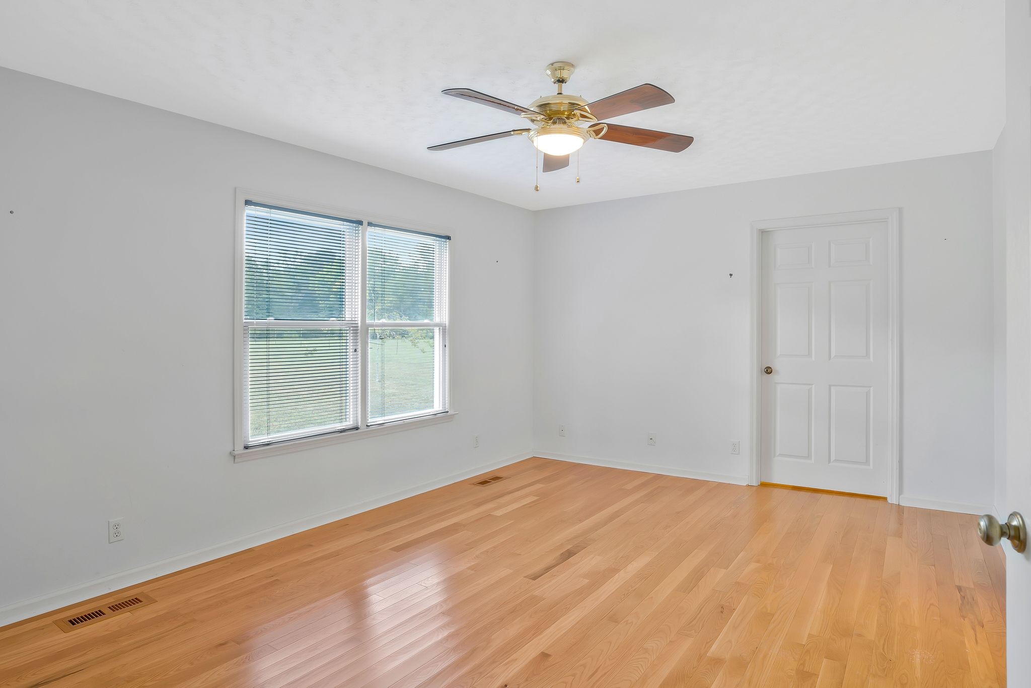 7263 Bidwell Road Joelton, TN 37080 - Photo 20 of 42 Master 17x12 Bedroom w/Hardwood Floor