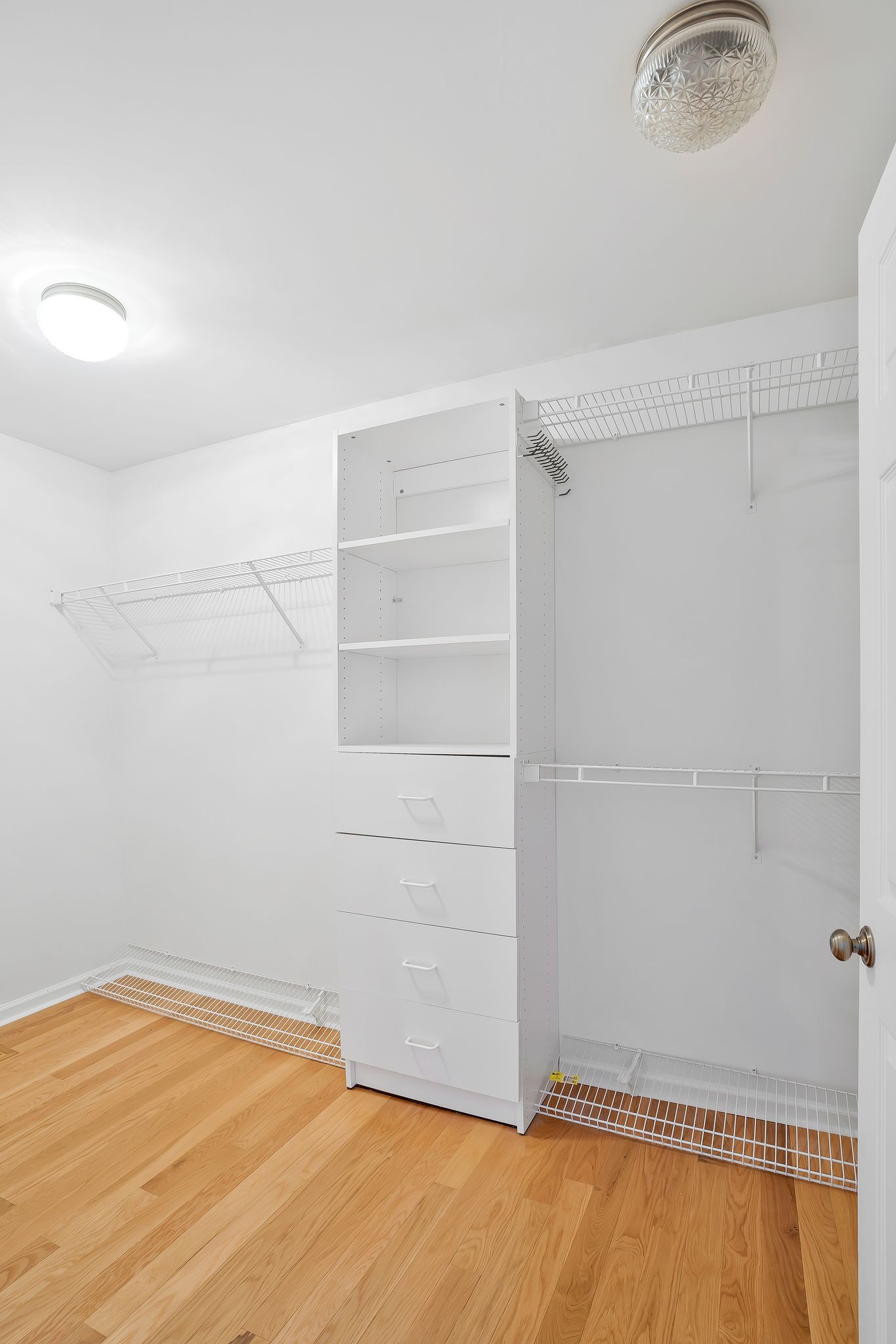 7263 Bidwell Road Joelton, TN 37080 - Photo 22 of 42 Master Bedroom ex large Walk-in Closet
