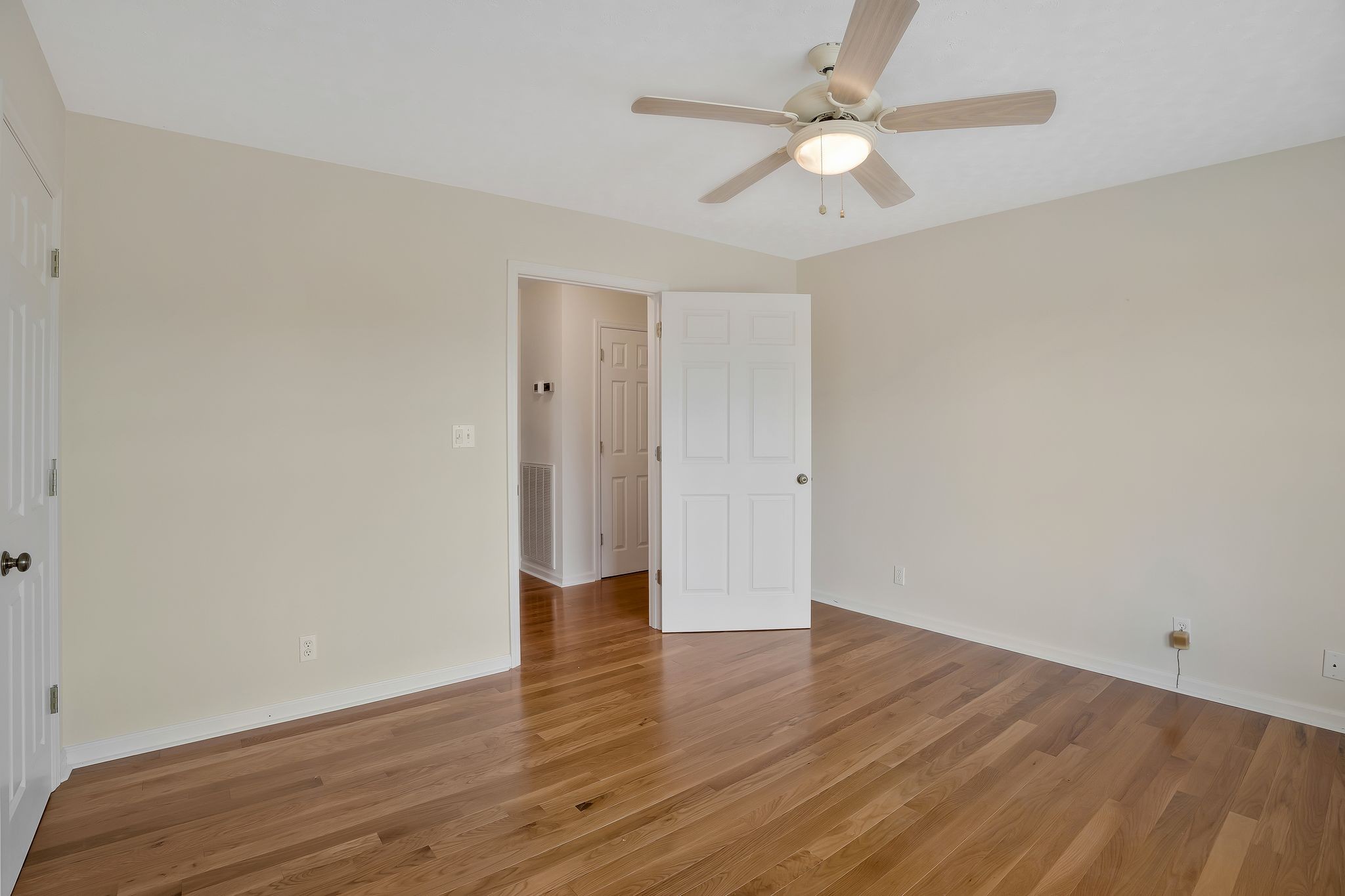 7263 Bidwell Road Joelton, TN 37080 - Photo 30 of 42 2nd Bedroom w/Ceiling Fan, Hardwood Floor, & Walk-in Closet