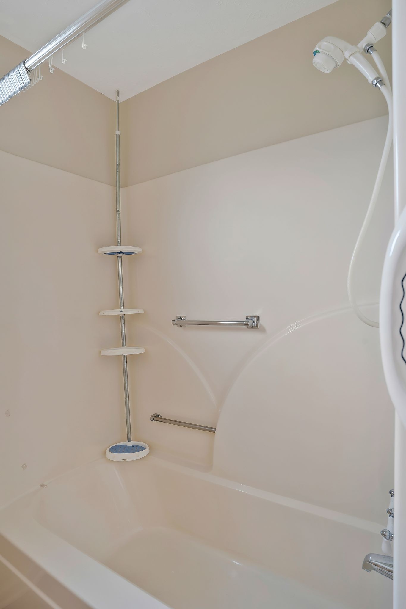 7263 Bidwell Road Joelton, TN 37080 - Photo 32 of 42 Guest Bathroom w/Shower-Tub Combo