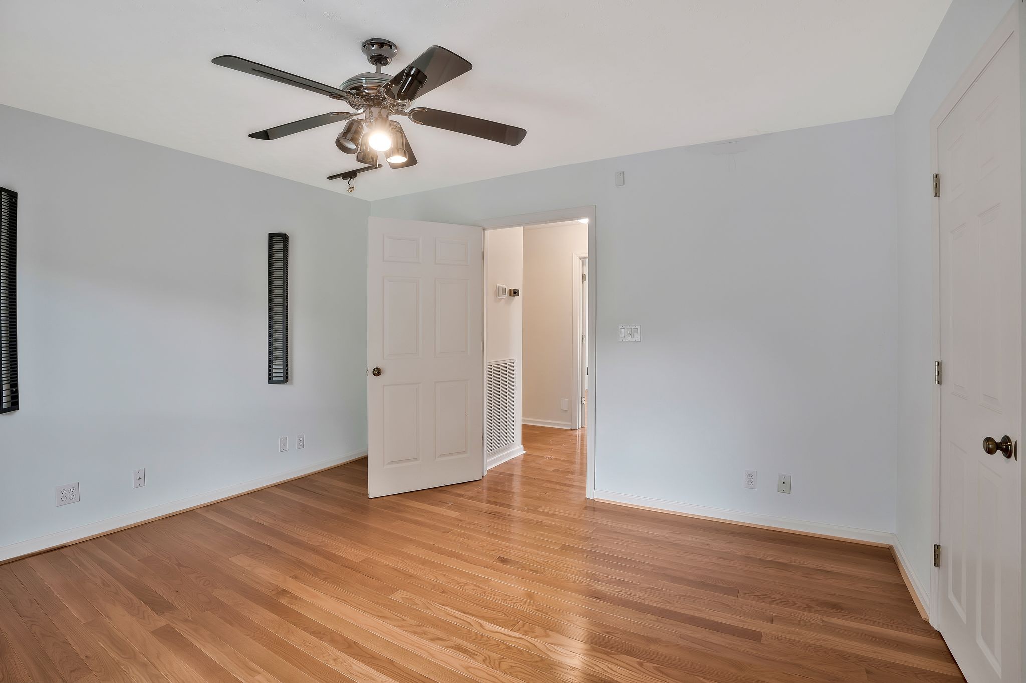 7263 Bidwell Road Joelton, TN 37080 - Photo 34 of 42 3rd Bedroom w/Ceiling Fan, Hardwood Floor, & Walk-in Closet