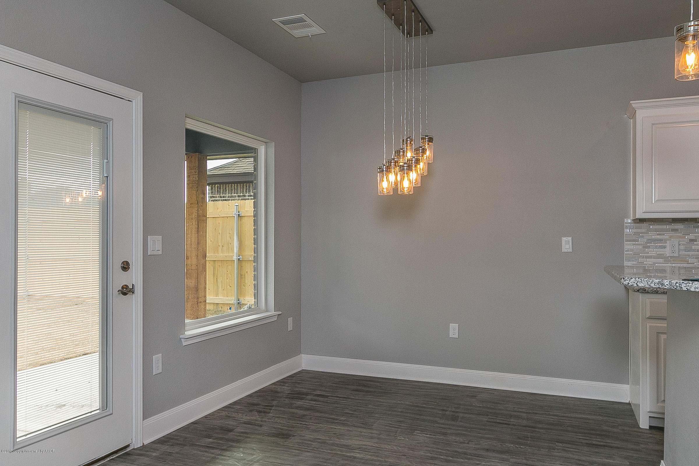7305 Rochester Drive Amarillo, TX 79118 - Photo 11 of 25 010_Dining Room