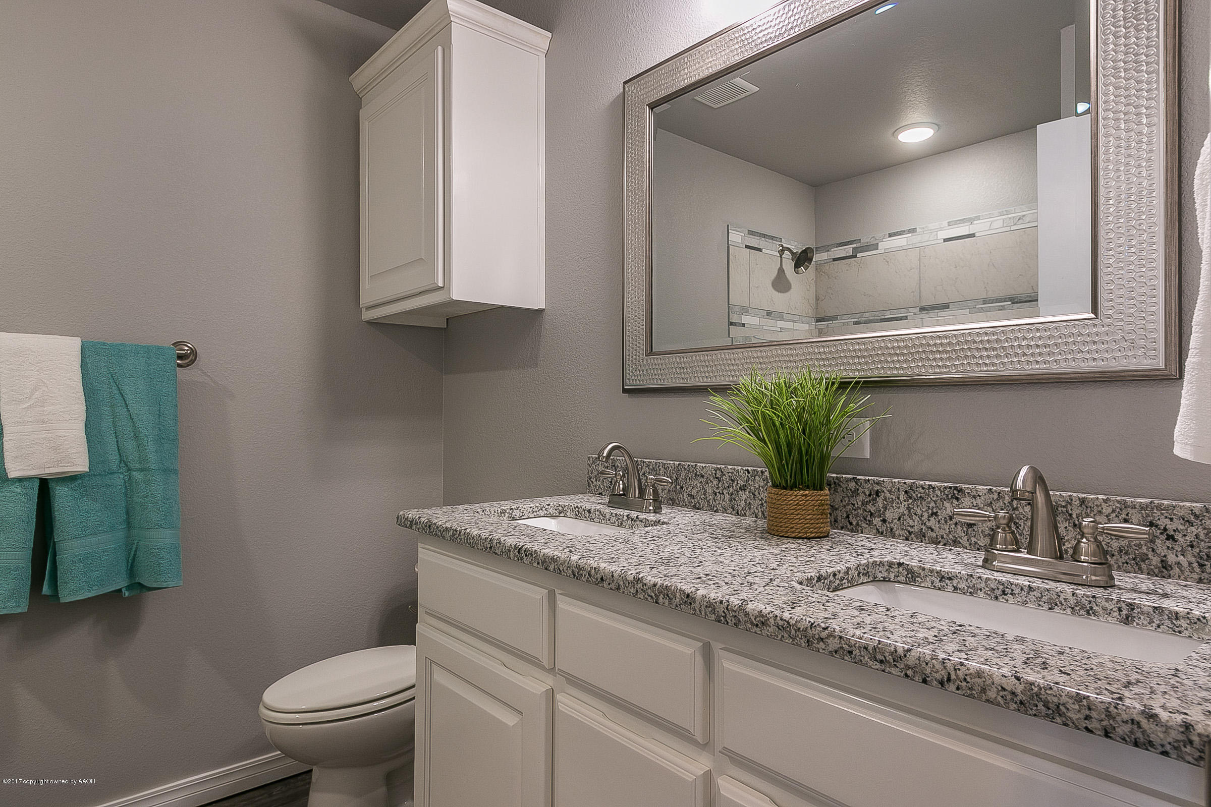 7305 Rochester Drive Amarillo, TX 79118 - Photo 18 of 25 019_Bathroom 2