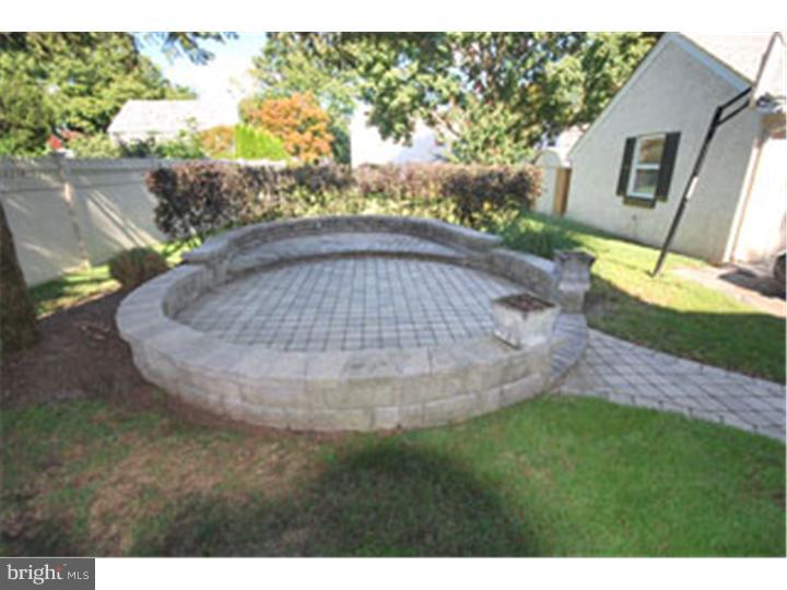 36 Mansion Road Springfield, PA 19064 - Photo 13 of 22 Patio