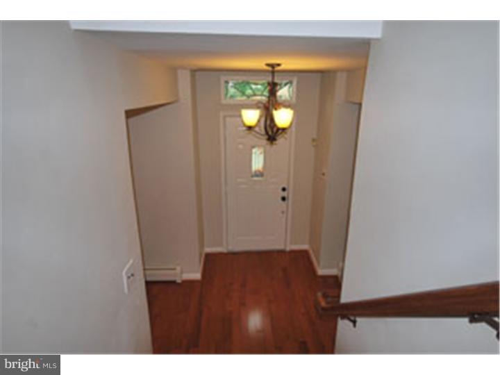 36 Mansion Road Springfield, PA 19064 - Photo 3 of 22