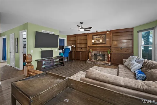 $329,900 | 4207 Goodness Court, Florissant, MO 63034