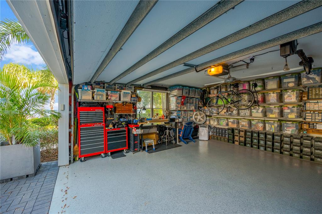 2802 Northpointe Lane Tampa, FL 33611 - Photo 45 of 55 a view of a room with racks