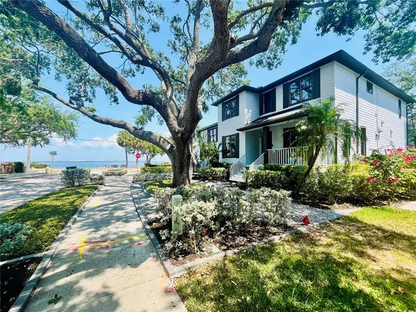 $2,250,000 | 2802 Northpointe Lane, Tampa, FL 33611