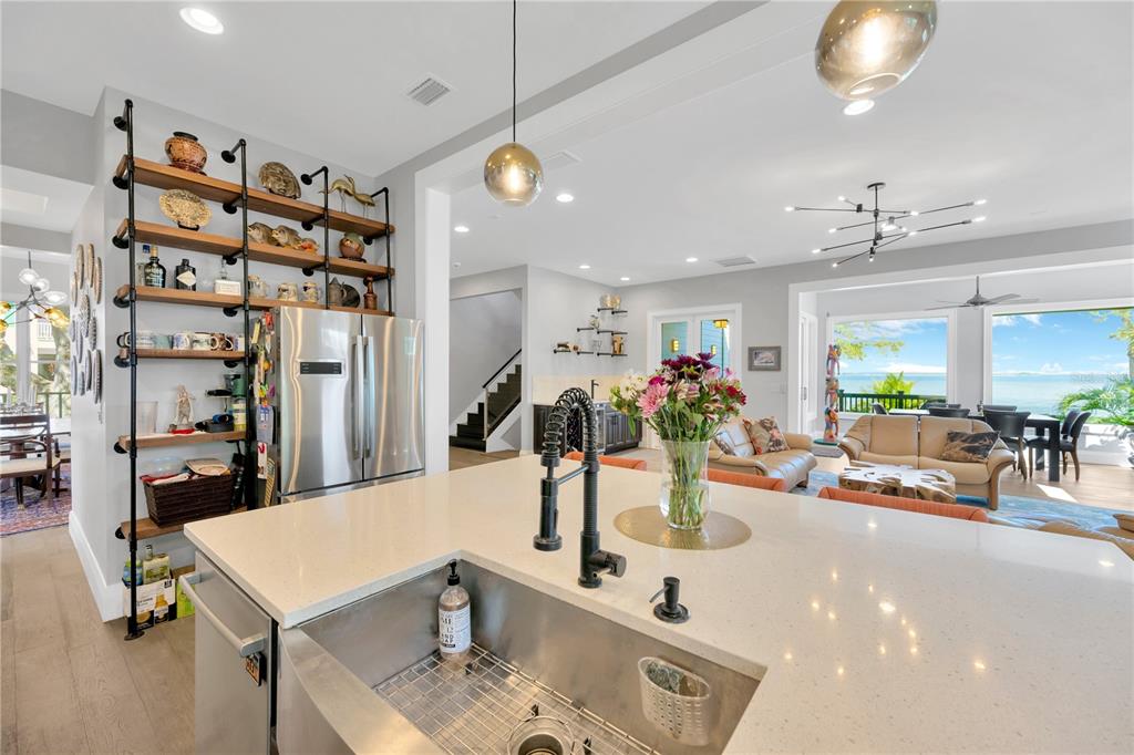 2802 Northpointe Lane Tampa, FL 33611 - Photo 7 of 55 a view of a room with gym equipment