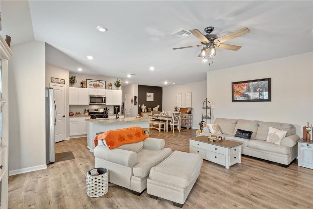 800 Hummingbird Cove Lake Charles, LA 70611 - Photo 5 of 16