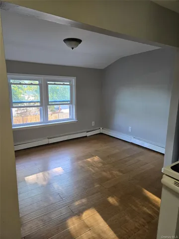 $2,500 | 20-22 Bay Shore Avenue, Unit 203, Bay Shore, NY 11706