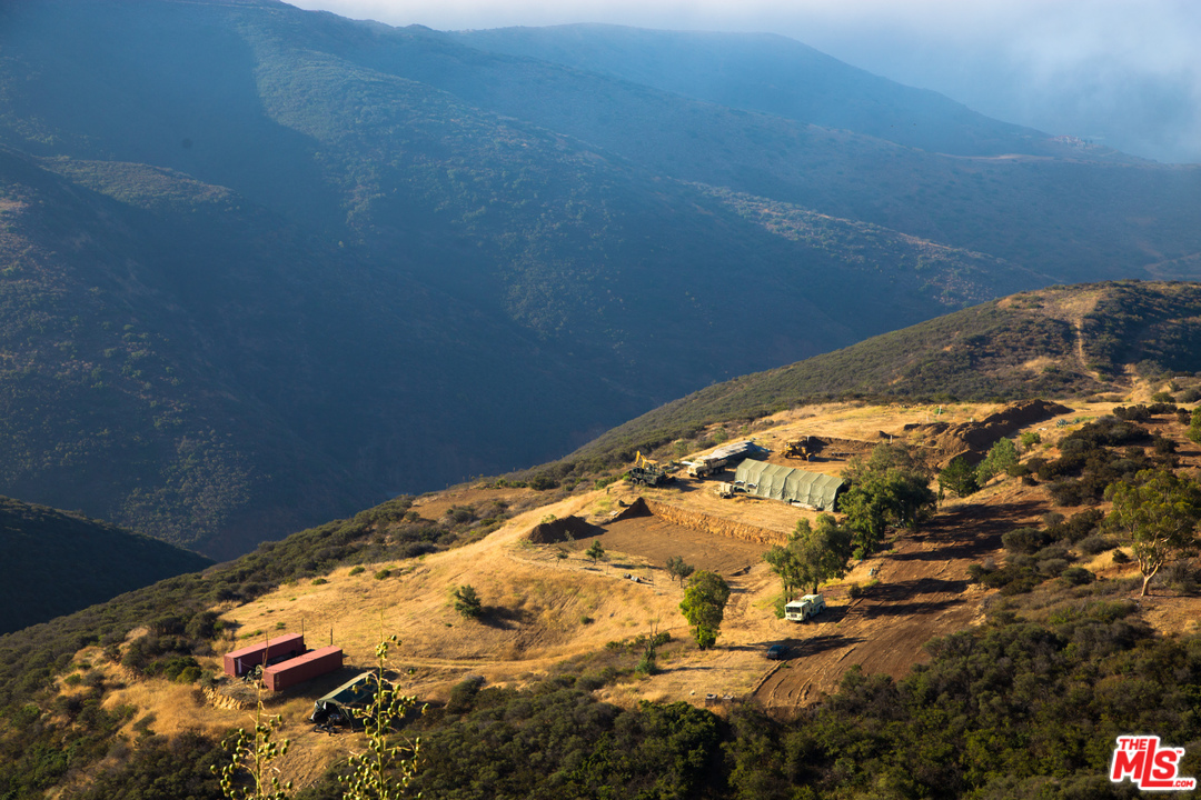 9950 Cotharin Road Malibu, CA 90265 - Photo 46 of 48