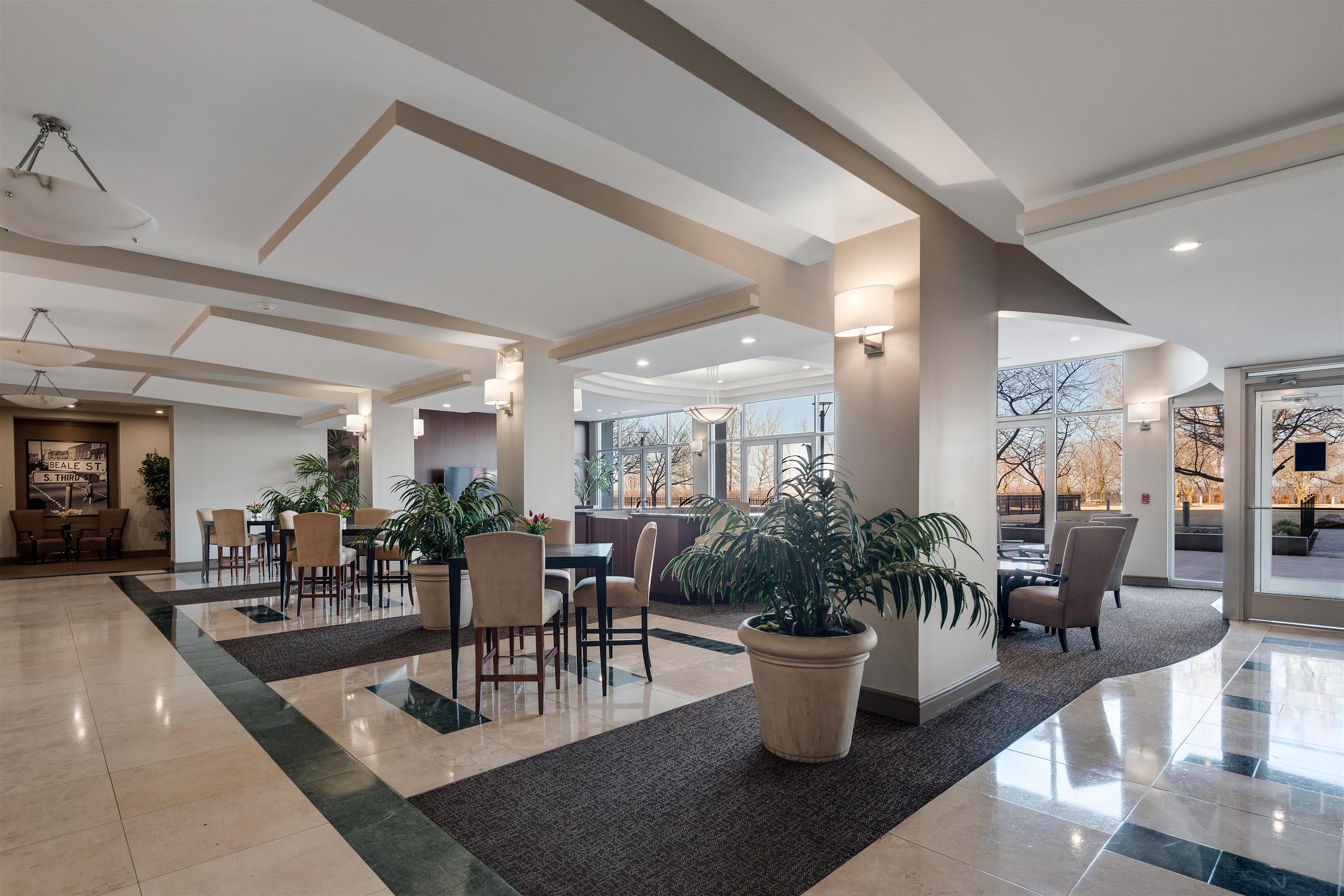 655 Riverside Drive, Unit 708A Memphis, TN 38103 - Photo 6 of 30 Gallery Image 6