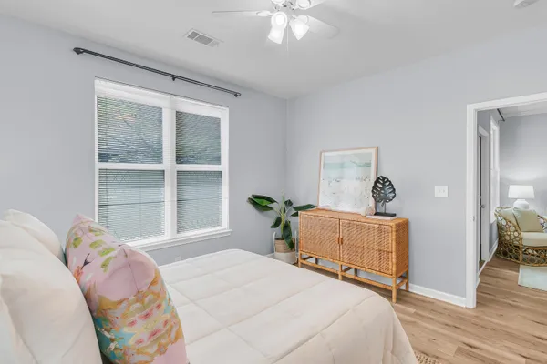 $409,000 | 200 Bucksley Lane, Unit 302, Charleston, SC 29492