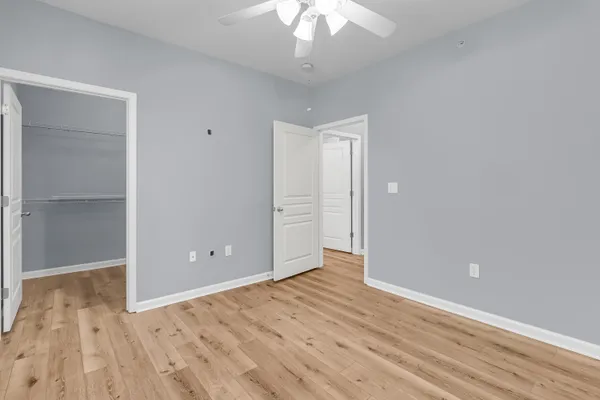 $409,000 | 200 Bucksley Lane, Unit 302, Charleston, SC 29492