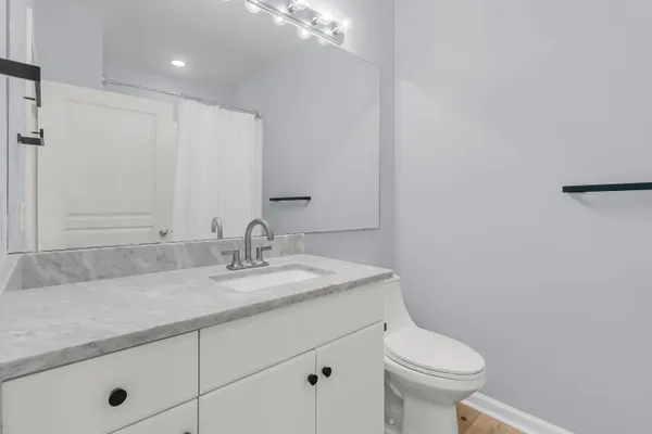 $409,000 | 200 Bucksley Lane, Unit 302, Charleston, SC 29492