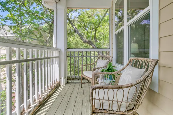 $409,000 | 200 Bucksley Lane, Unit 302, Charleston, SC 29492