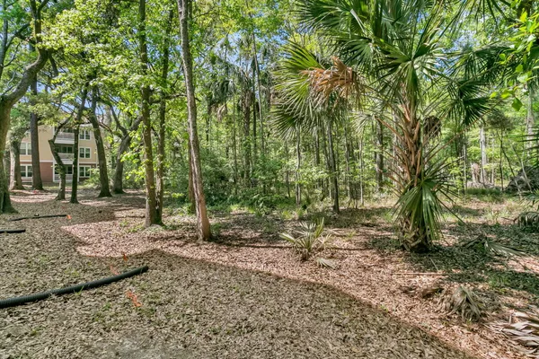 $409,000 | 200 Bucksley Lane, Unit 302, Charleston, SC 29492