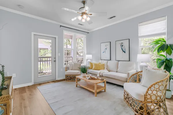 $409,000 | 200 Bucksley Lane, Unit 302, Charleston, SC 29492