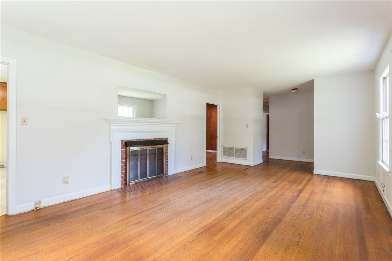 4929 Kaplan Drive Raleigh, NC 27606 - Photo 13 of 30 Photo 13