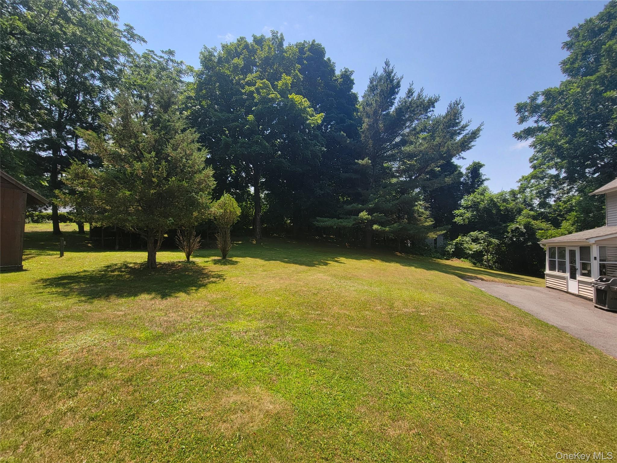 3 Albertson Road Marlboro, NY 12542 - Photo 12 of 34