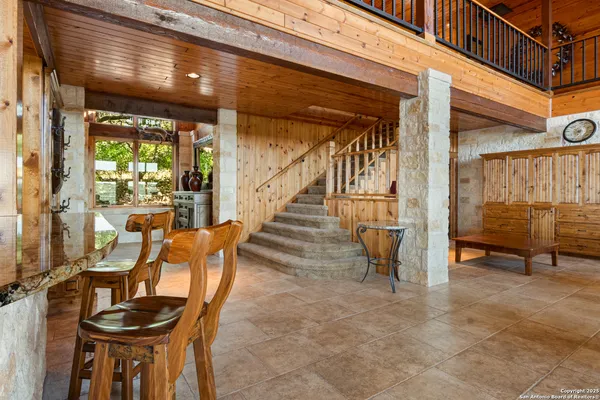 $1,699,000 | 432 Cat Claw, Concan, TX 78838