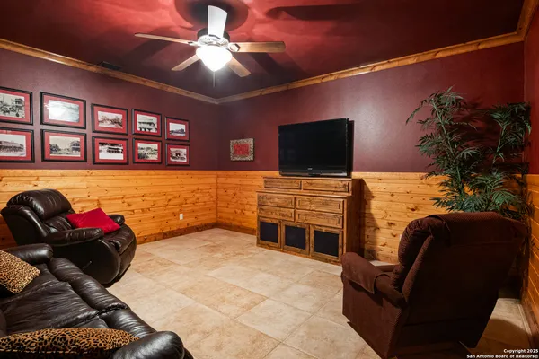 $1,699,000 | 432 Cat Claw, Concan, TX 78838